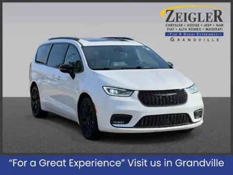 White 2025 Chrysler Pacifica Limited for sale in Grandville, MI