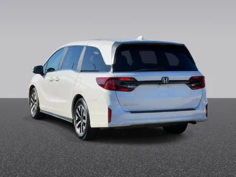 More photos of 2025 Honda Odyssey EX-L at Zeigler Chrysler Dodge Jeep Ram of Grandville, MI