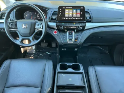 More photos of 2025 Honda Odyssey EX-L at Zeigler Chrysler Dodge Jeep Ram of Grandville, MI
