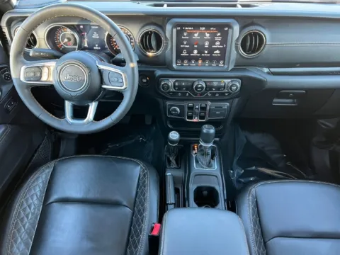 More photos of 2023 Jeep Gladiator Overland at Zeigler Chrysler Dodge Jeep Ram of Grandville, MI
