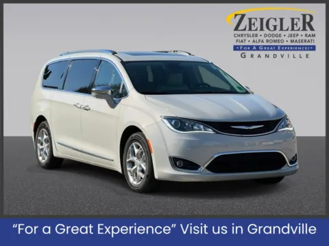 White 2019 Chrysler Pacifica Limited for sale in Grandville, MI