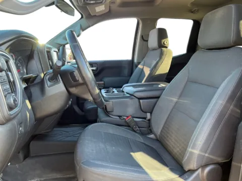 More photos of 2019 Chevrolet Silverado 1500 RST at Zeigler Chrysler Dodge Jeep Ram of Grandville, MI