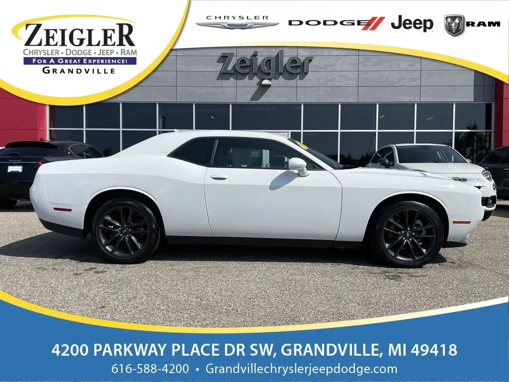 Used 2023 Dodge Challenger SXT for sale in Grandville, MI at