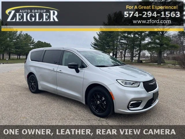 Silver 2024 Chrysler Pacifica Touring L for sale in Grandville, MI
