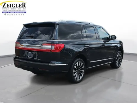 More photos of 2021 Lincoln Navigator Reserve at Zeigler Chrysler Dodge Jeep Ram of Grandville, MI