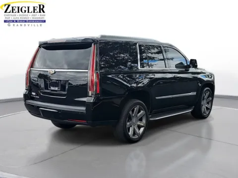 More photos of 2016 Cadillac Escalade Luxury at Zeigler Chrysler Dodge Jeep Ram of Grandville, MI