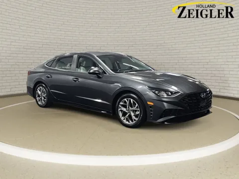 Another view of 2022 Hyundai Sonata SEL for sale in Grandville, MI at Zeigler Chrysler Dodge Jeep Ram of Grandville