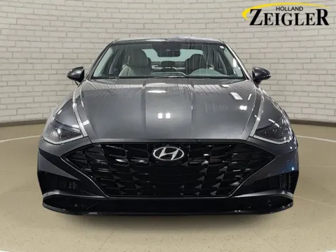 Photos of 2022 Hyundai Sonata SEL for sale in Grandville, MI at Zeigler Chrysler Dodge Jeep Ram of Grandville