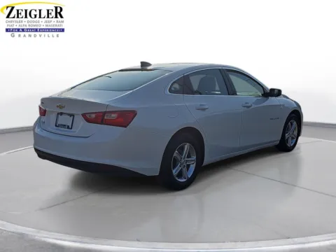 More photos of 2020 Chevrolet Malibu LS at Zeigler Chrysler Dodge Jeep Ram of Grandville, MI