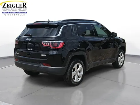 More photos of 2018 Jeep Compass Latitude at Zeigler Chrysler Dodge Jeep Ram of Grandville, MI