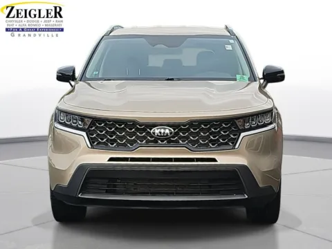 Photos of 2021 Kia Sorento S for sale in Grandville, MI at Zeigler Chrysler Dodge Jeep Ram of Grandville
