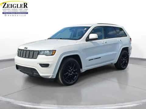 White 2017 Jeep Grand Cherokee Altitude for sale in Grandville, MI