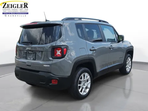 More photos of 2020 Jeep Renegade Latitude at Zeigler Chrysler Dodge Jeep Ram of Grandville, MI