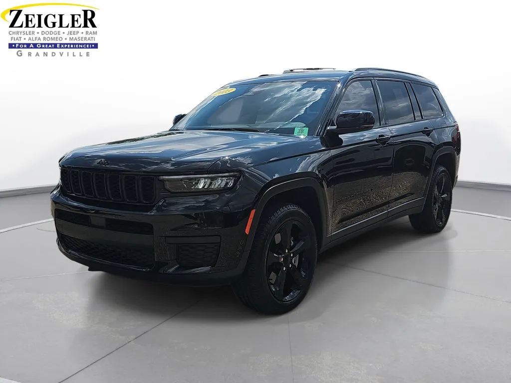 Black 2023 Jeep Grand Cherokee L Altitude for sale in Grandville, MI