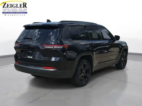 More photos of 2023 Jeep Grand Cherokee L Altitude at Zeigler Chrysler Dodge Jeep Ram of Grandville, MI