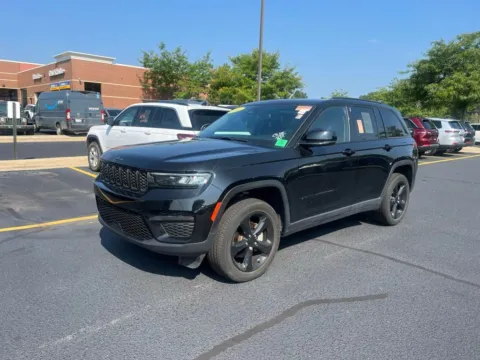 Photos of 2023 Jeep Grand Cherokee Altitude for sale in Grandville, MI at Zeigler Chrysler Dodge Jeep Ram of Grandville