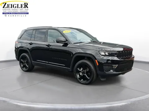 Another view of 2023 Jeep Grand Cherokee Altitude for sale in Grandville, MI at Zeigler Chrysler Dodge Jeep Ram of Grandville
