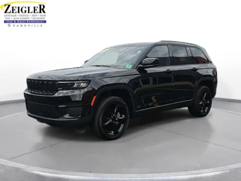 Black 2023 Jeep Grand Cherokee Altitude for sale in Grandville, MI