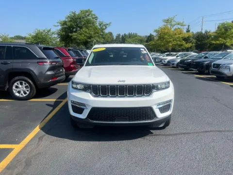 Another view of 2022 Jeep Grand Cherokee Limited for sale in Grandville, MI at Zeigler Chrysler Dodge Jeep Ram of Grandville