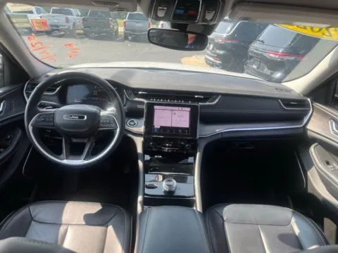 Photos of 2022 Jeep Grand Cherokee Limited for sale in Grandville, MI at Zeigler Chrysler Dodge Jeep Ram of Grandville