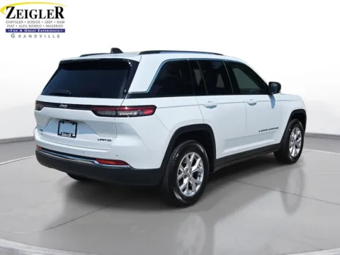 More photos of 2022 Jeep Grand Cherokee Limited at Zeigler Chrysler Dodge Jeep Ram of Grandville, MI