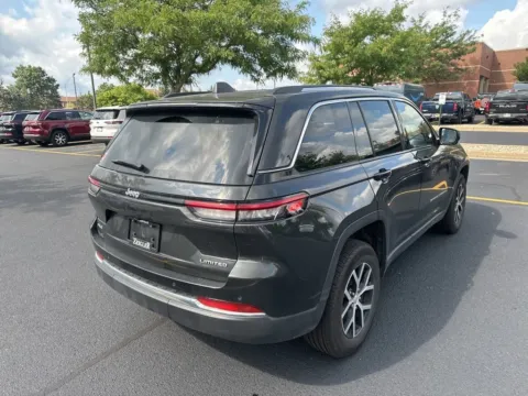 More photos of 2023 Jeep Grand Cherokee Limited at Zeigler Chrysler Dodge Jeep Ram of Grandville, MI