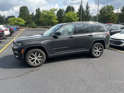 Photos of 2023 Jeep Grand Cherokee Limited for sale in Grandville, MI at Zeigler Chrysler Dodge Jeep Ram of Grandville