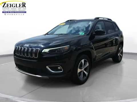 Black 2022 Jeep Cherokee Limited for sale in Grandville, MI