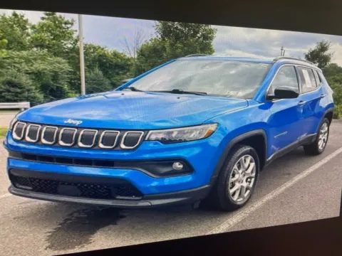 Blue 2022 Jeep Compass Limited for sale in Grandville, MI