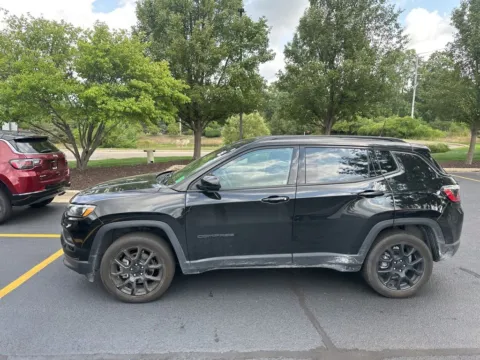 Photos of 2022 Jeep Compass Altitude for sale in Grandville, MI at Zeigler Chrysler Dodge Jeep Ram of Grandville