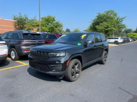 Photos of 2022 Jeep Grand Cherokee Altitude for sale in Grandville, MI at Zeigler Chrysler Dodge Jeep Ram of Grandville