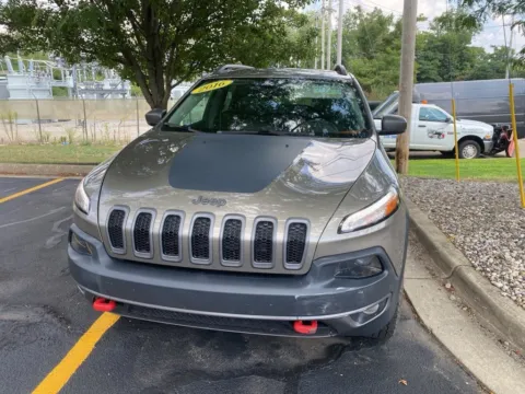 Brown 2016 Jeep Cherokee Trailhawk for sale in Grandville, MI