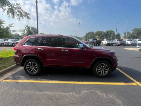 More photos of 2021 Jeep Grand Cherokee Limited at Zeigler Chrysler Dodge Jeep Ram of Grandville, MI