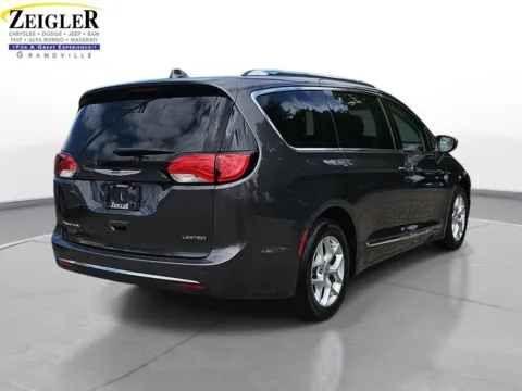 More photos of 2020 Chrysler Pacifica Limited at Zeigler Chrysler Dodge Jeep Ram of Grandville, MI