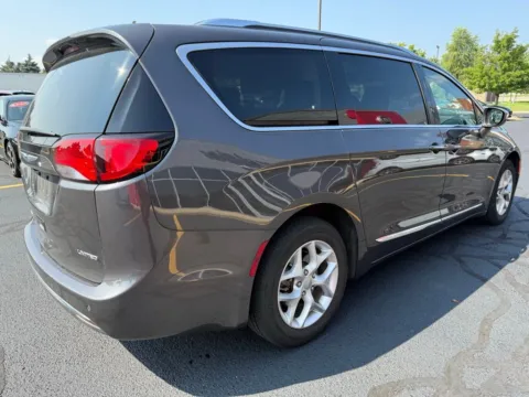 More photos of 2020 Chrysler Pacifica Limited at Zeigler Chrysler Dodge Jeep Ram of Grandville, MI