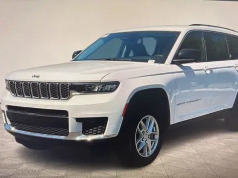 Photos of 2023 Jeep Grand Cherokee Limited for sale in Grandville, MI at Zeigler Chrysler Dodge Jeep Ram of Grandville