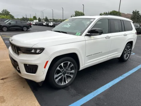 White 2023 Jeep Grand Cherokee L Overland for sale in Grandville, MI