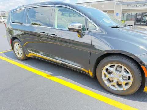 More photos of 2018 Chrysler Pacifica Limited at Zeigler Chrysler Dodge Jeep Ram of Grandville, MI