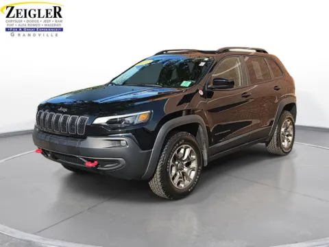Black 2022 Jeep Cherokee Trailhawk for sale in Grandville, MI