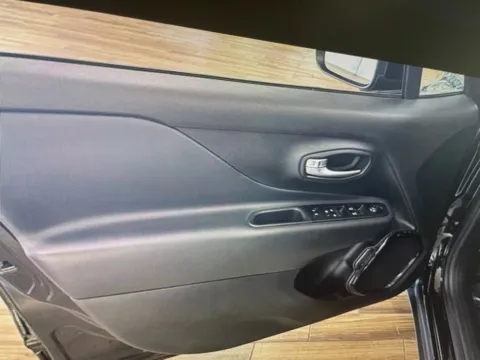 More photos of 2022 Jeep Renegade Altitude at Zeigler Chrysler Dodge Jeep Ram of Grandville, MI