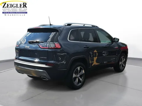 More photos of 2020 Jeep Cherokee Limited at Zeigler Chrysler Dodge Jeep Ram of Grandville, MI