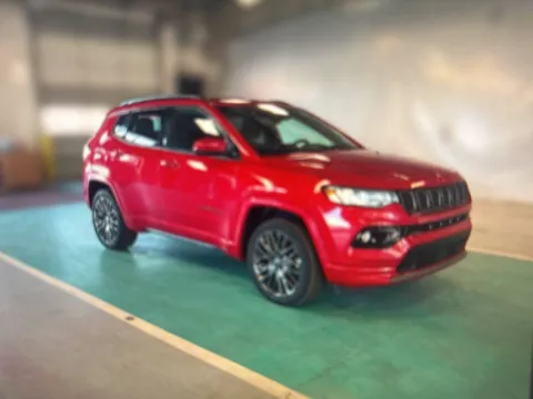More photos of 2023 Jeep Compass High Altitude at Zeigler Chrysler Dodge Jeep Ram of Grandville, MI