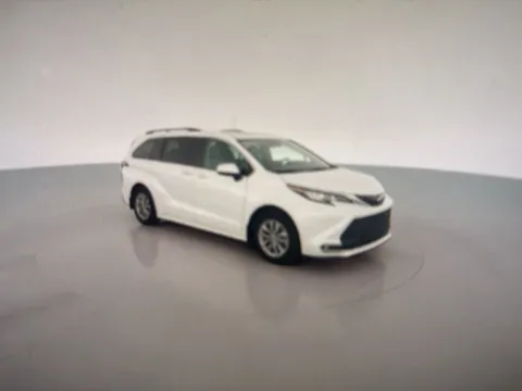 More photos of 2023 Toyota Sienna XLE at Zeigler Chrysler Dodge Jeep Ram of Grandville, MI