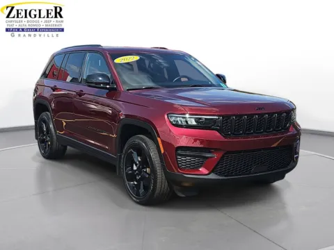 Another view of 2022 Jeep Grand Cherokee Altitude for sale in Grandville, MI at Zeigler Chrysler Dodge Jeep Ram of Grandville