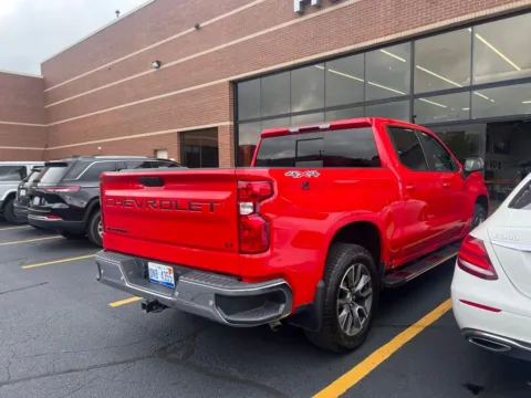 More photos of 2021 Chevrolet Silverado 1500 LT at Zeigler Chrysler Dodge Jeep Ram of Grandville, MI