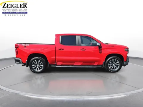 More photos of 2021 Chevrolet Silverado 1500 LT at Zeigler Chrysler Dodge Jeep Ram of Grandville, MI