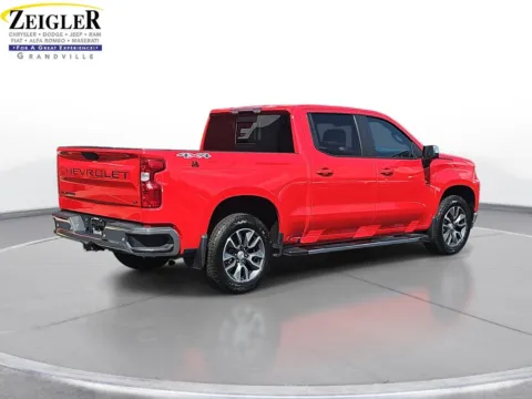 More photos of 2021 Chevrolet Silverado 1500 LT at Zeigler Chrysler Dodge Jeep Ram of Grandville, MI
