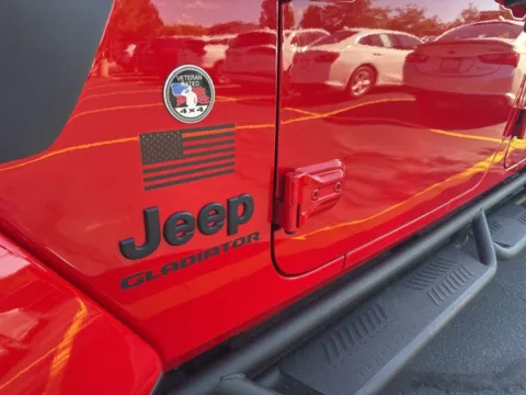 Another view of 2021 Jeep Gladiator for sale in Grandville, MI at Zeigler Chrysler Dodge Jeep Ram of Grandville