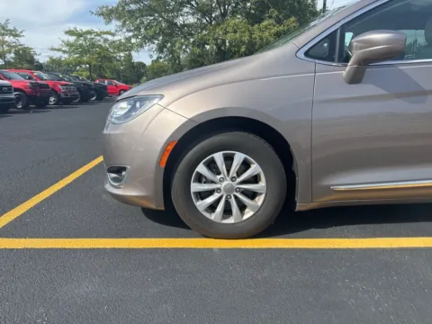 Another view of 2018 Chrysler Pacifica Touring L Plus for sale in Grandville, MI at Zeigler Chrysler Dodge Jeep Ram of Grandville