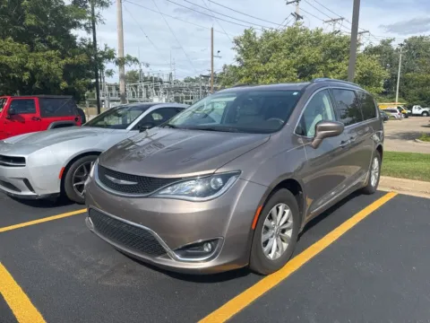 Photos of 2018 Chrysler Pacifica Touring L Plus for sale in Grandville, MI at Zeigler Chrysler Dodge Jeep Ram of Grandville